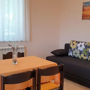 apartment-jf-rezine.in-istria.net/