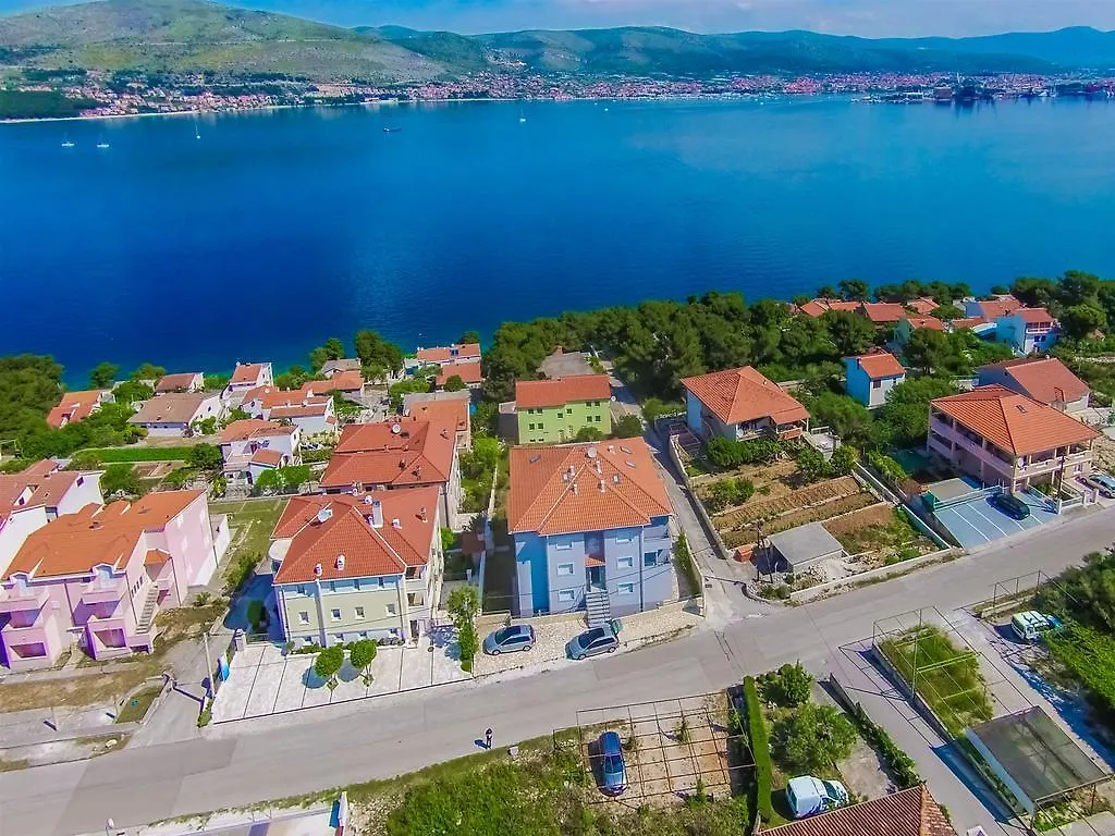 Apartments Maja Donji Okrug  0*, Donji Okrug (Ciovo)